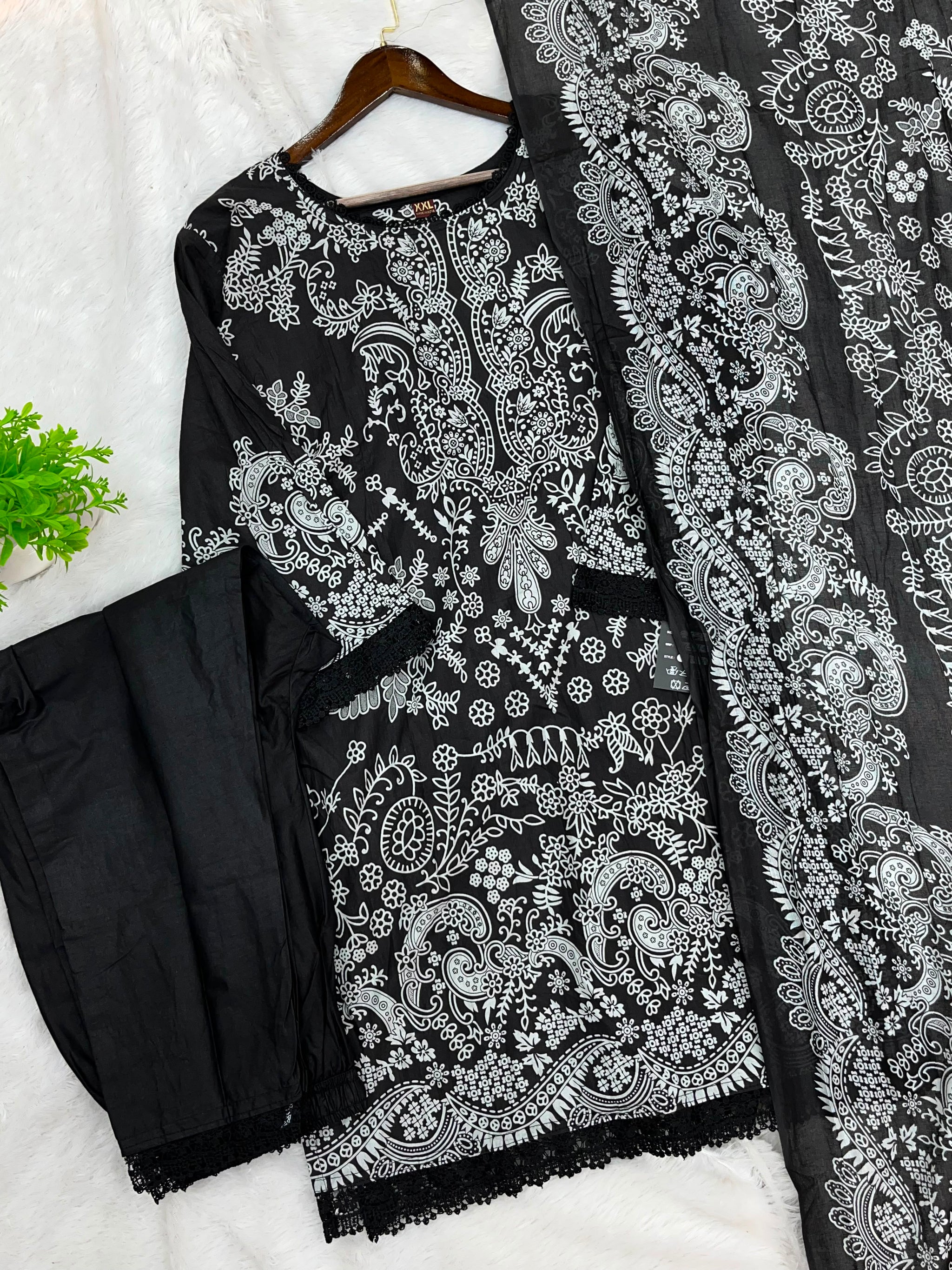 1250 Pakistani Printed Suit
