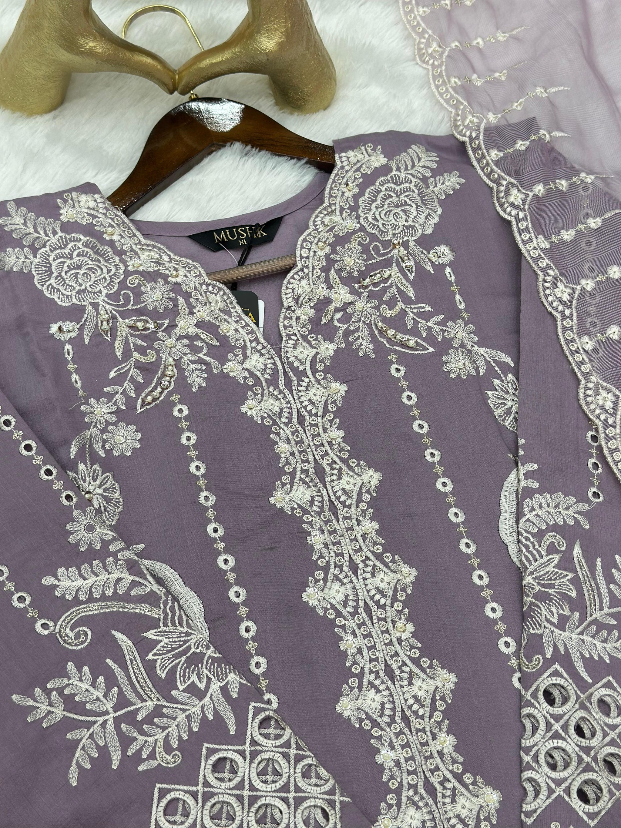 697 Pakistani Cut-Work Party-wear